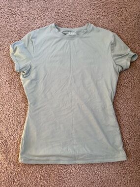 Pumey Women's Short Sleeve Crewneck Tee in Sage Green